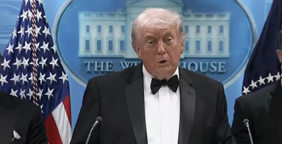 Fifa anula suspensão por cartão vermelho e libera artilheiro dos EUA para oitavas; Trump comemora
