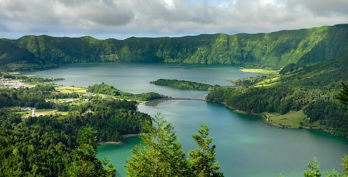Onde Ficam os Açores? Localização, História, Clima e Cidades do Arquipélago Português