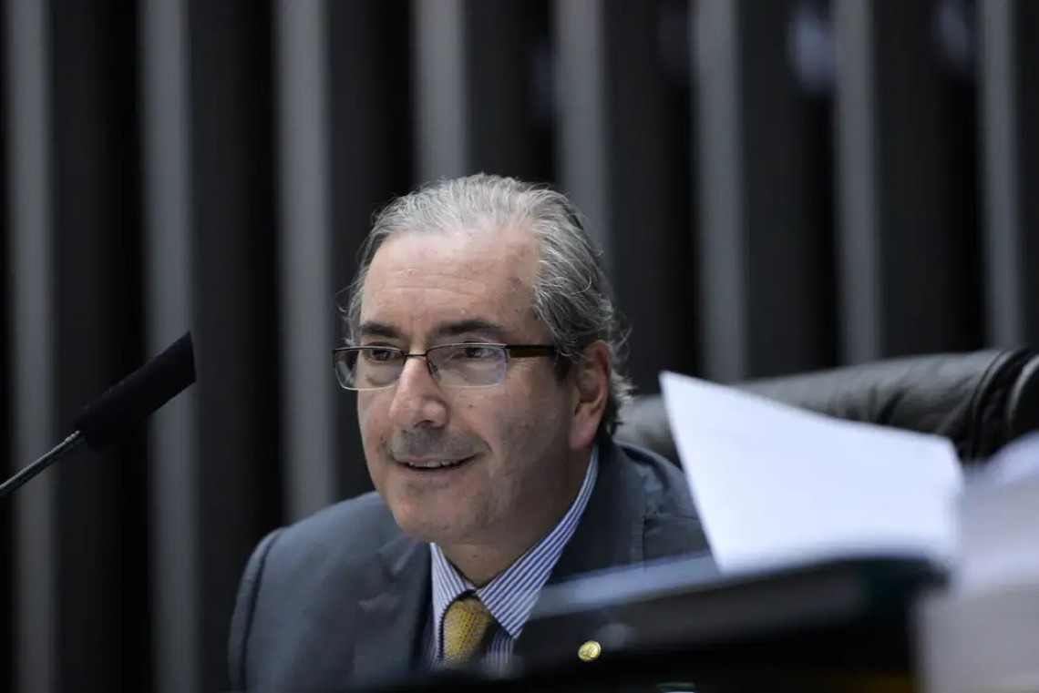 Policia Federal diz que assessora tinha aval da presidência da Câmara para desviar emendas a Cunha