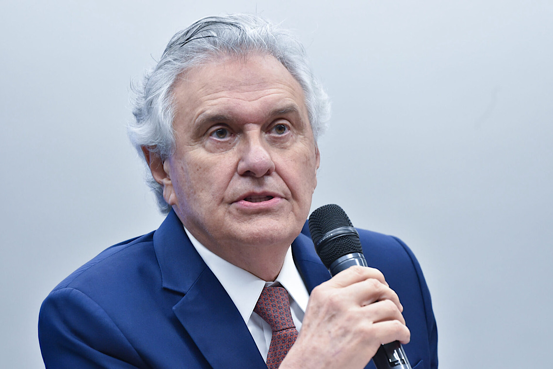 Ronaldo Caiado diz que carta de Bolsonaro mostra 'fragilidade' da candidatura de Flávio