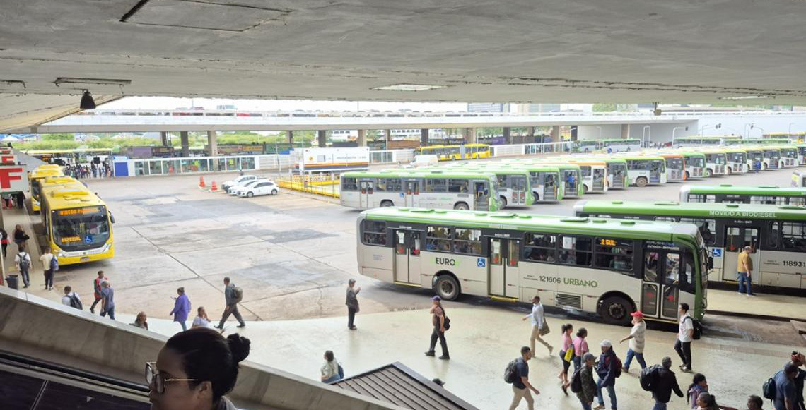 Estudantes do Distrito Federal podem ter passe livre estudantil no sistema de transporte