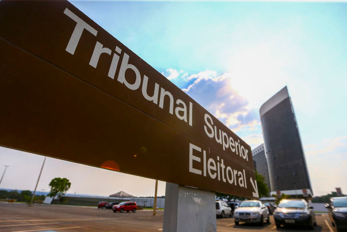 TSE assina acordo com big techs para combater desinformação durante a campanha eleitoral