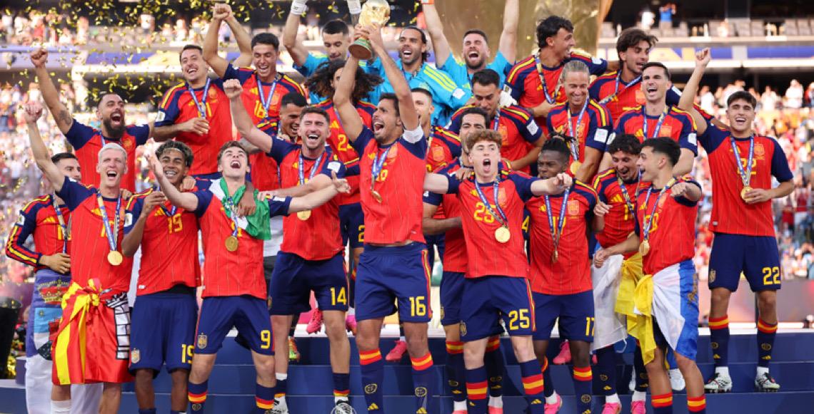 Fifa e Espanha 'apagam' Trump de fotos oficiais da celebração pela conquista da Copa