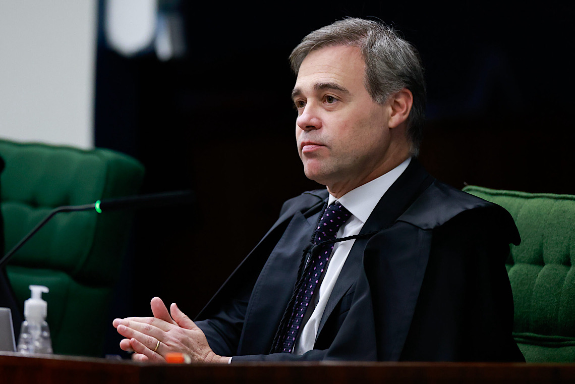 André Mendonça autoriza investigação da PF sobre repasses a filme sobre Jair Bolsonaro