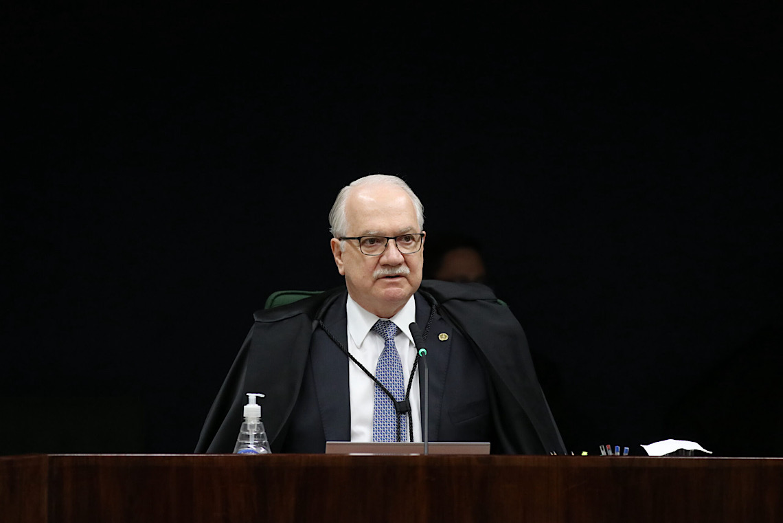 Fachin, presidente do STF, reage a Milei após argentino atacar Moraes em convenção de Flávio Bolsonaro