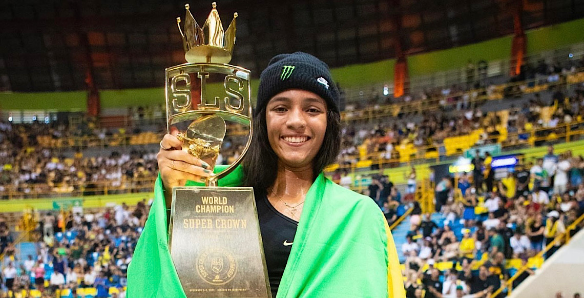 Entre o skate e o mar, Rayssa festeja torneio no Rio e chance de ir à praia