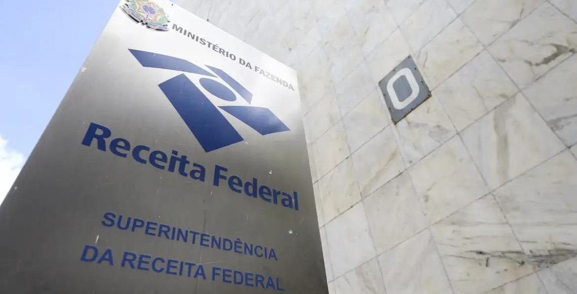 Receita Federal classifica mais 17 empresas como devedoras contumazes