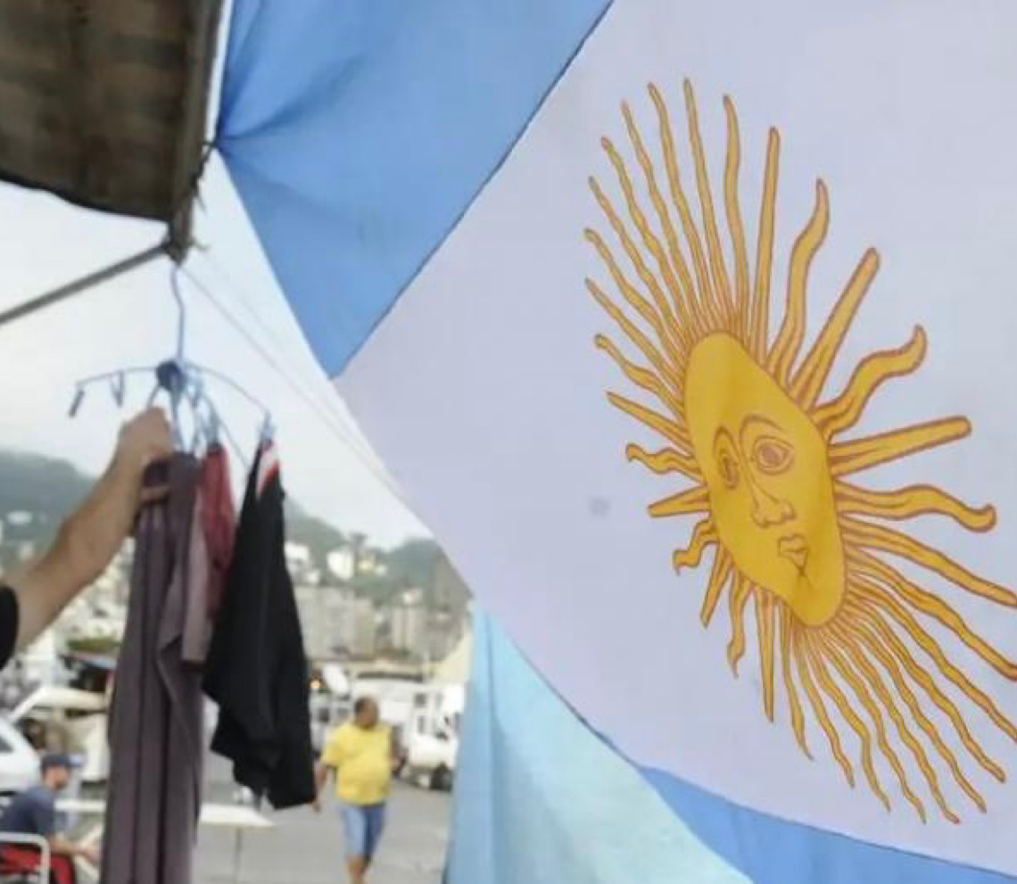 Quase metade dos jovens argentinos vive em vulnerabilidade social