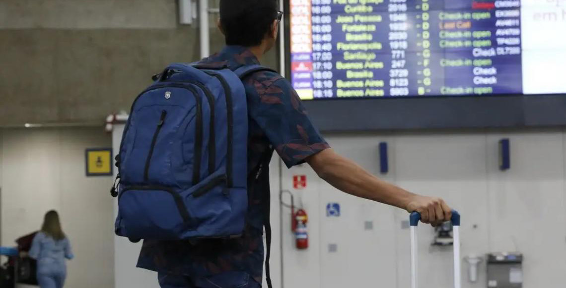 Saiba como declarar online os bens adquiridos em viagem e desembarcar sem burocracia