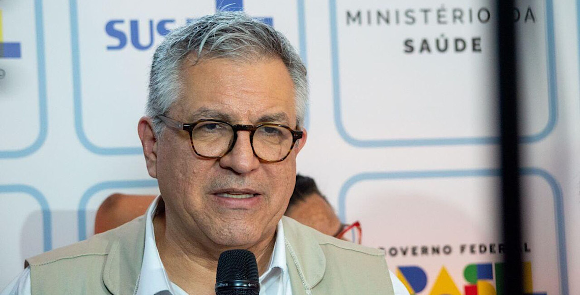 Desinformação vinda dos EUA é desafio para a vacinação no Brasil, diz Alexandre Padilha