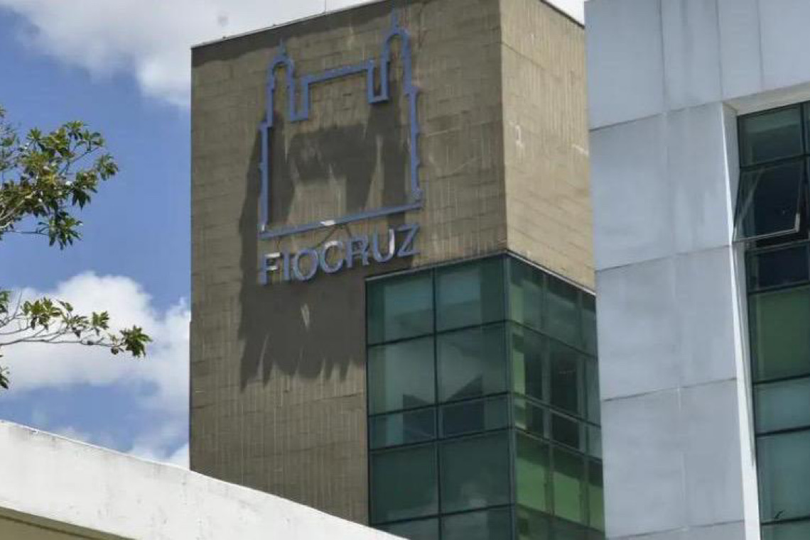 Fiocruz e e a farmacêutica privada MSD assinam acordo sobre novo antirretroviral