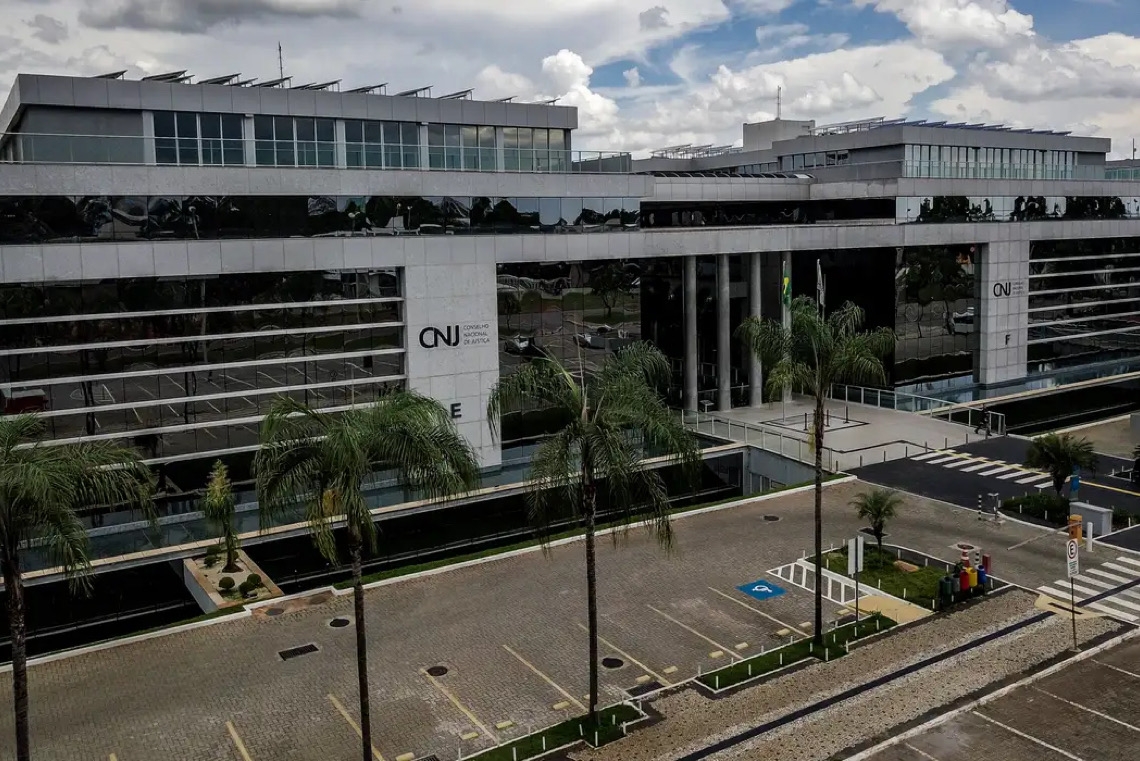 CNJ acaba com aposentadoria compulsória como punição máxima para juiz 