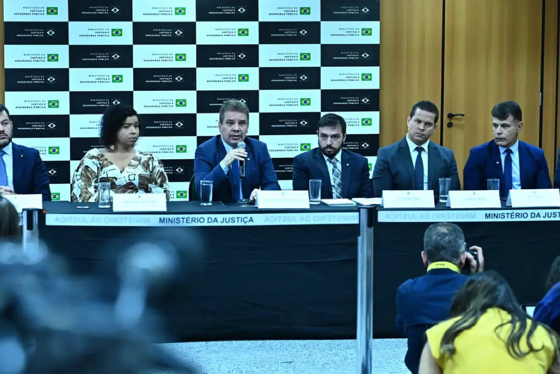 Ministério da Justiça e Segurança Pública detalha operação para desarticular ataques a Brasília 