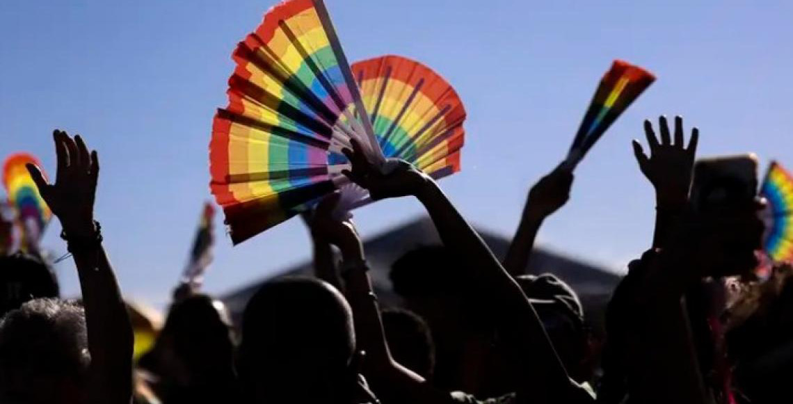 Saiba como identificar e denunciar violações de direitos humanos contra pessoas LGBTQIA+