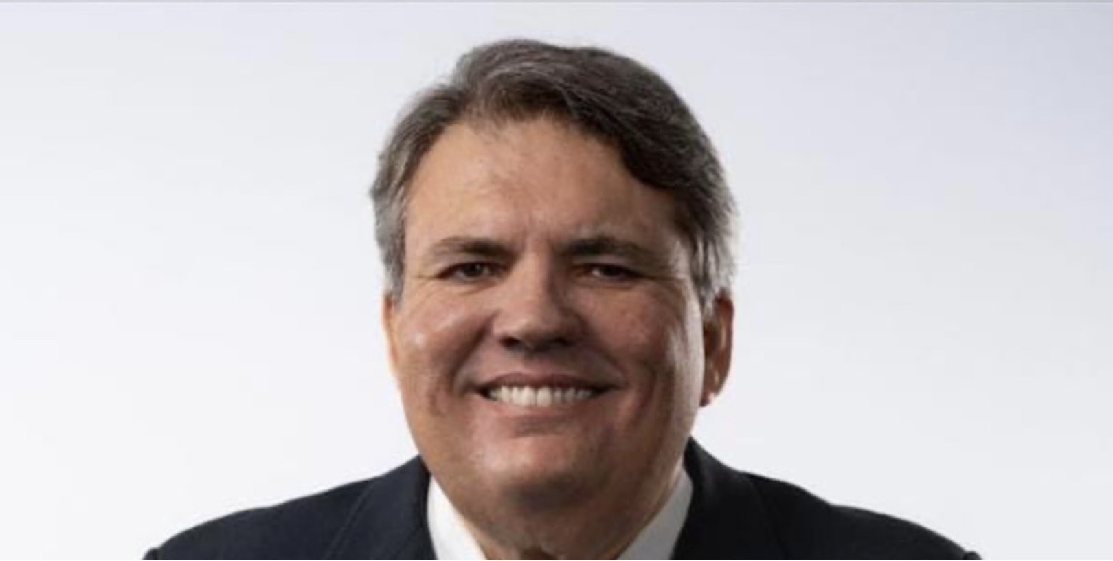A opinião pessoal do colunista de politica nacional João Zisman: Dinheiro sob pressão