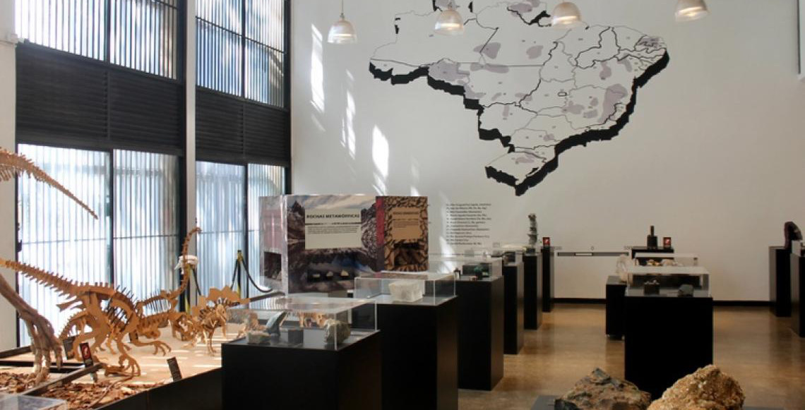 Museu de Geociências da UnB aproxima o público da história do planeta