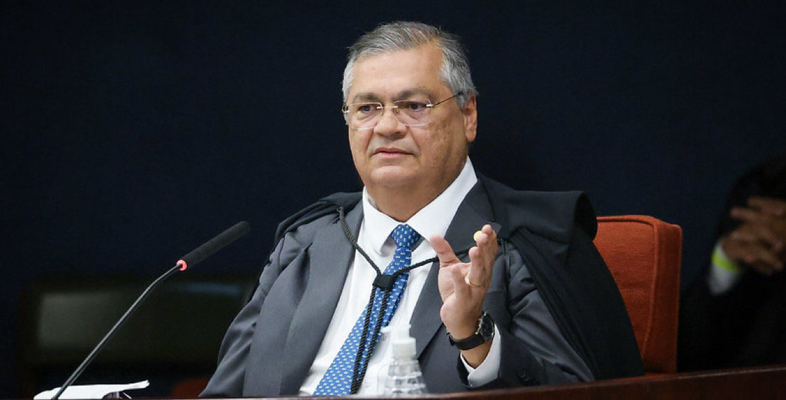 Dino diz que 'ultraprotagonismo' do Judiciário não é desejável, mas que STF não pode sair correndo
