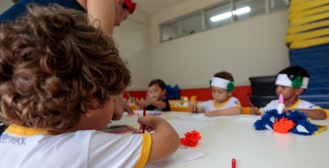 Diretriz do Ministério da Educação estabelece que o ensino de arte faz parte da educação básica