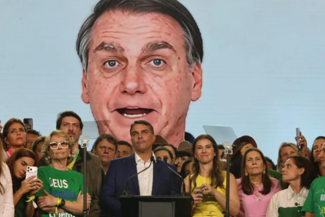 Tribunal Superior Eleitoral rejeita ação para derrubar imagem de Bolsonaro feita por IA