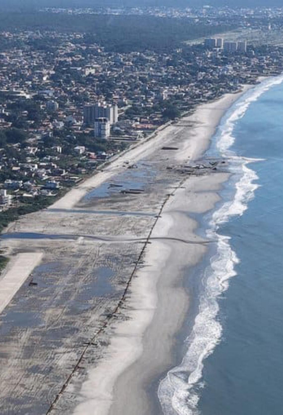 Cidade de Santa Catarina amplia 8,8 km de praias e conclui maior obra de alargamento de orla no Brasil