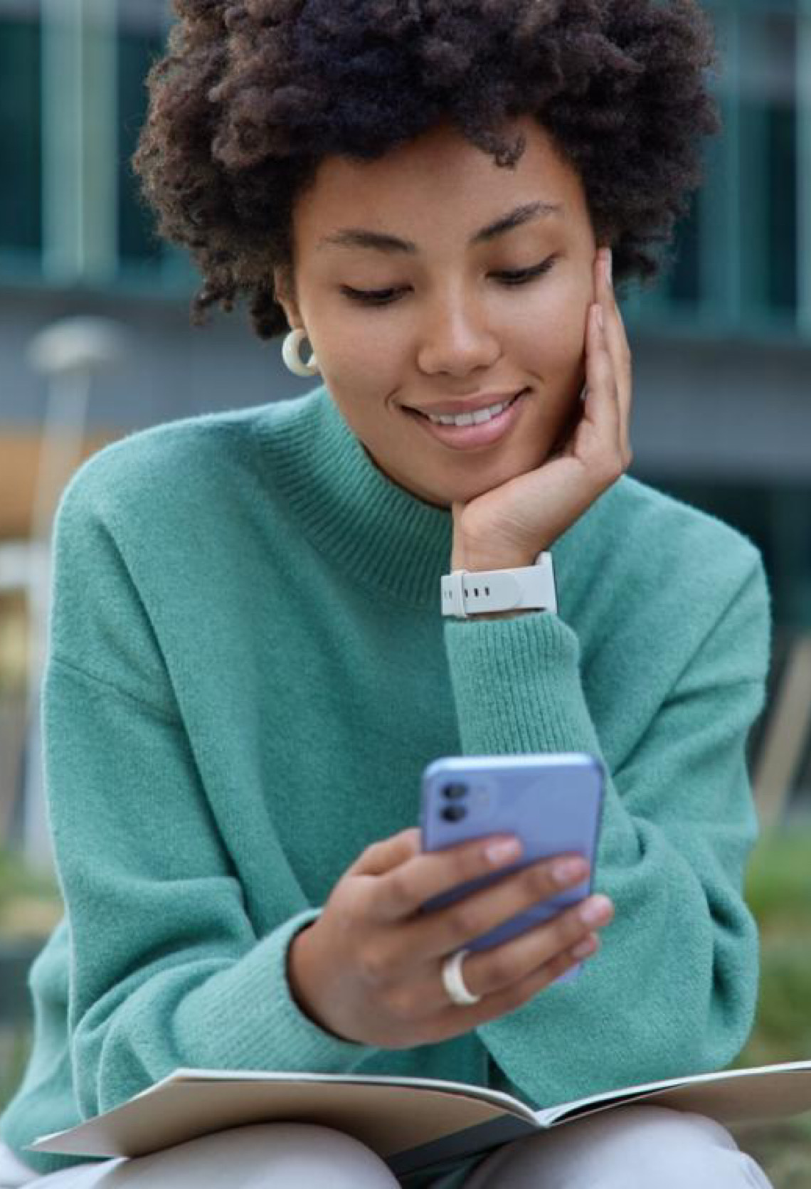 Pesquisa realizada pela Nielsen BookData mostra que celular impulsiona a leitura digital no Brasil