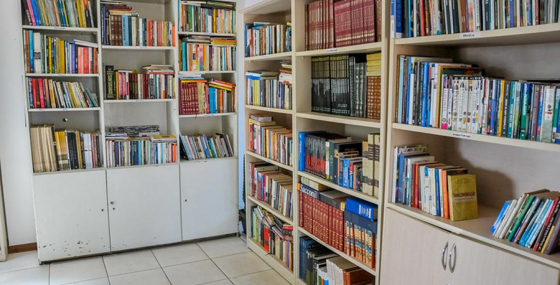 Saiba onde encontrar bibliotecas públicas em diferentes regiões no Distrito Federal