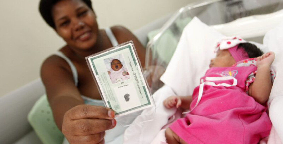 Carteira de Identidade Nacional para bebês e crianças: Saiba como obter o documento no Distrito Federal
