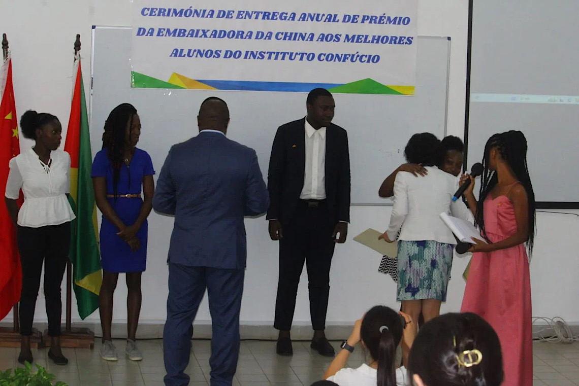 Instituto Confúcio em São Tomé e Príncipe conclui três programas de treinamento