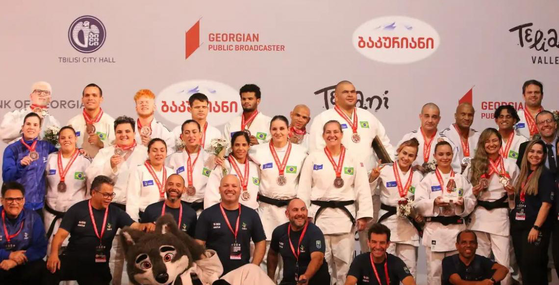 Brasil conquista bronze nos mundiais paralímpicos de judô e triatlo