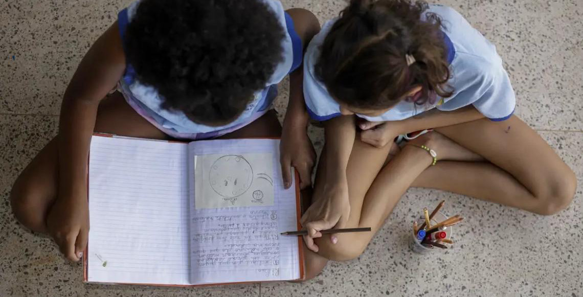 Educação antirracista avança nas escolas nos últimos dois anos