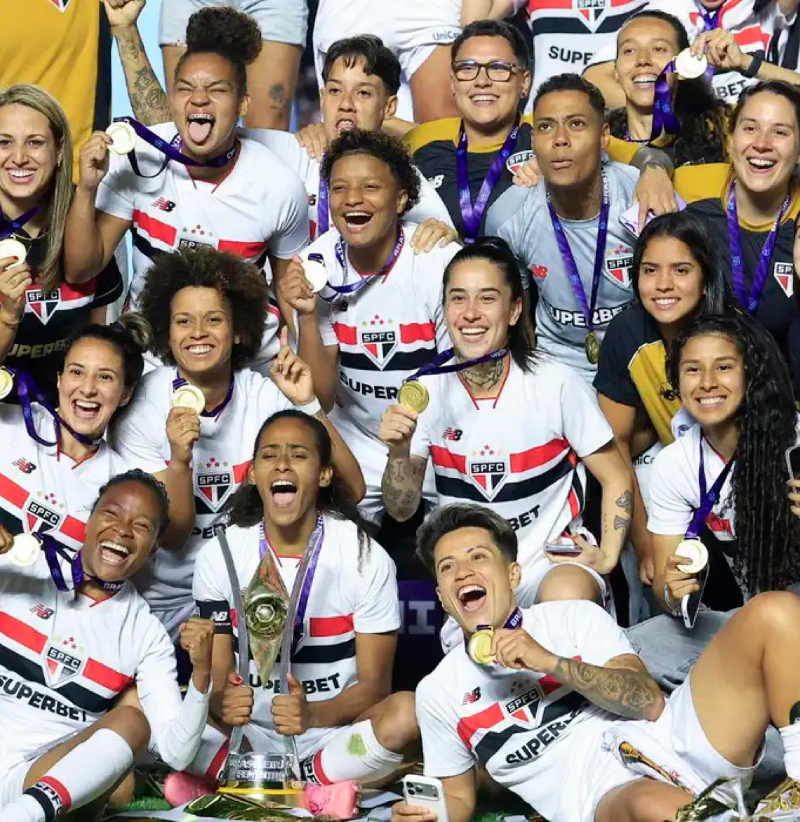 Com recorde de público, São Paulo desbanca Corinthians e conquista seu 1º Brasileirão