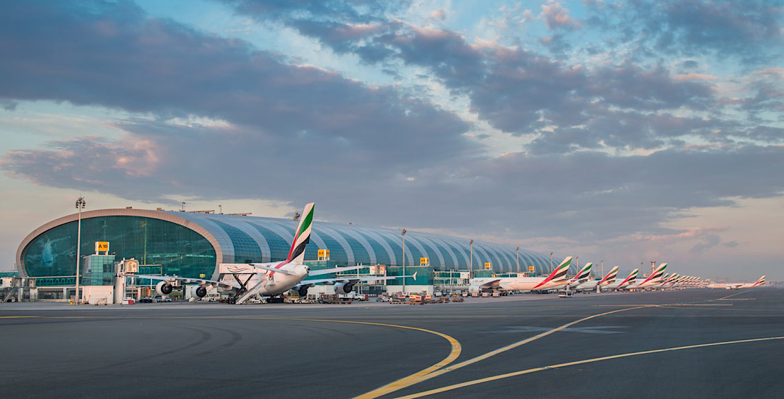 Emirates, companhia aérea de Dubai, recruta pilotos e comissários no Brasil