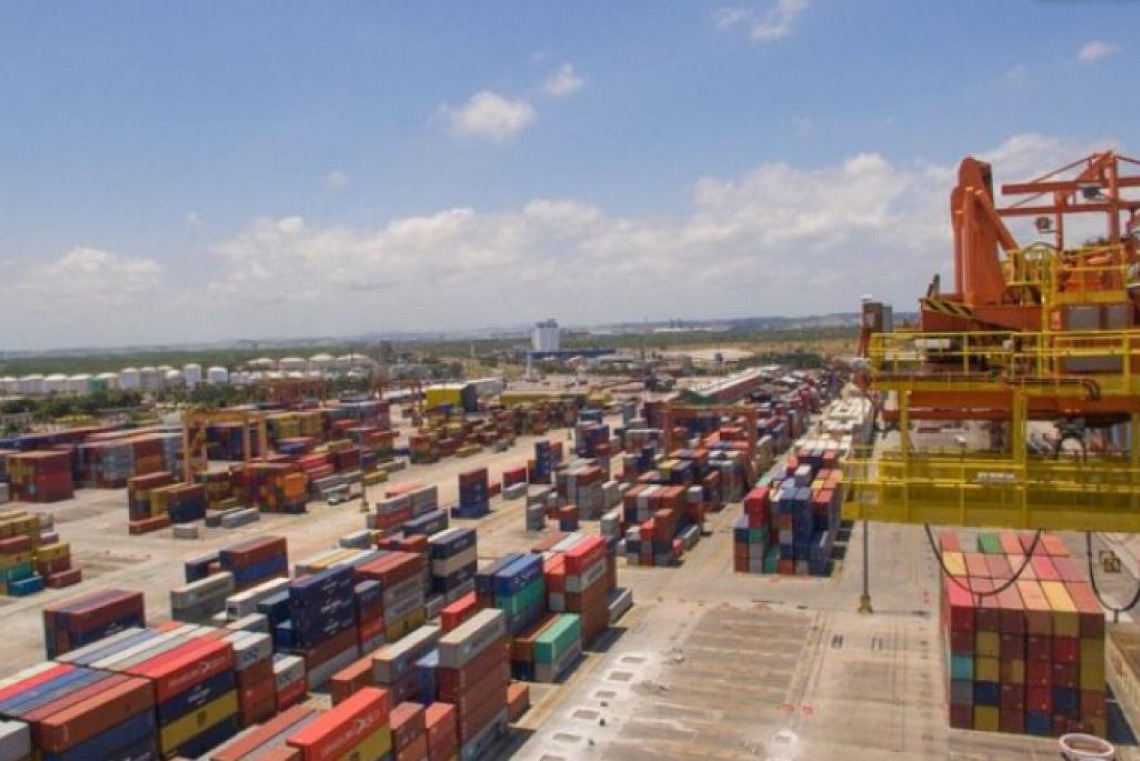 China e UE compram mais produtos brasileiros e superávit cresce 34,8%