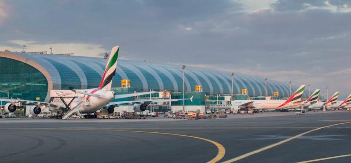 Emirates, companhia aérea de Dubai, nos Emirados Árabes Unidos, recruta pilotos e comissários no Brasil