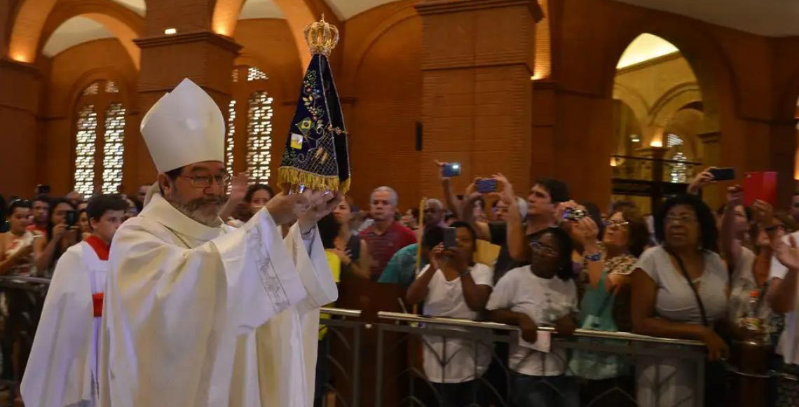 Mais de 500 mil fiéis são aguardados no Santuário Nacional de Aparecida para a festa da Padroeira