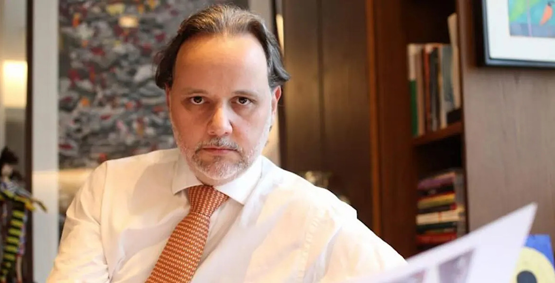 Prerrogativas acusa TSE de favorecer Flávio Bolsonaro na reta final da eleição e cobra limites a Kassio Nunes Marques