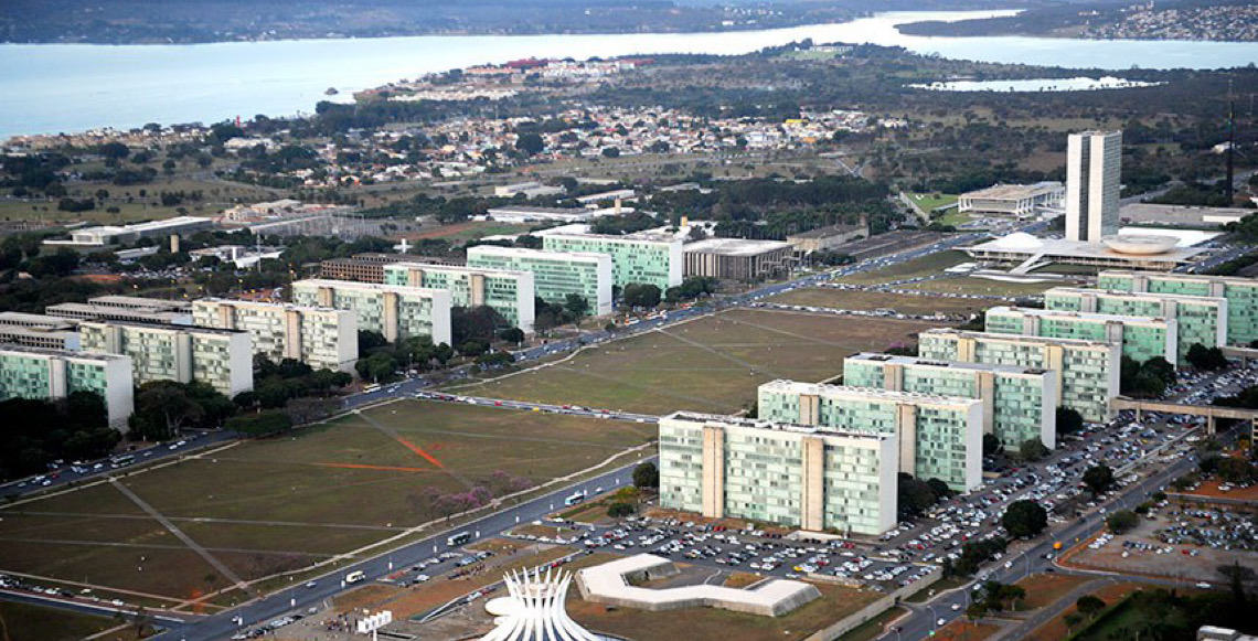 Agro mira ministérios do Meio Ambiente e de Minas e Energia em eventual governo Flávio Bolsonaro