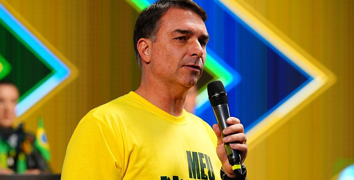 Criptomoeda pró-Flávio cai 86% após ações do TSE, e donos anunciam fim uma semana após lançamento