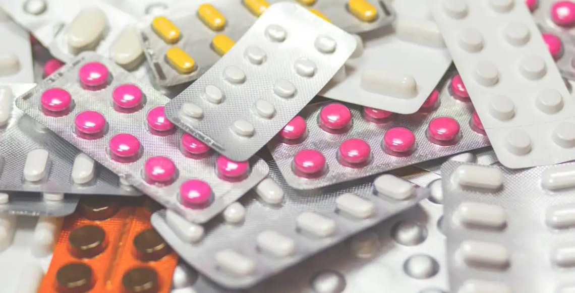 Agência Nacional de Vigilância proíbe lotes de medicamento para tratar câncer