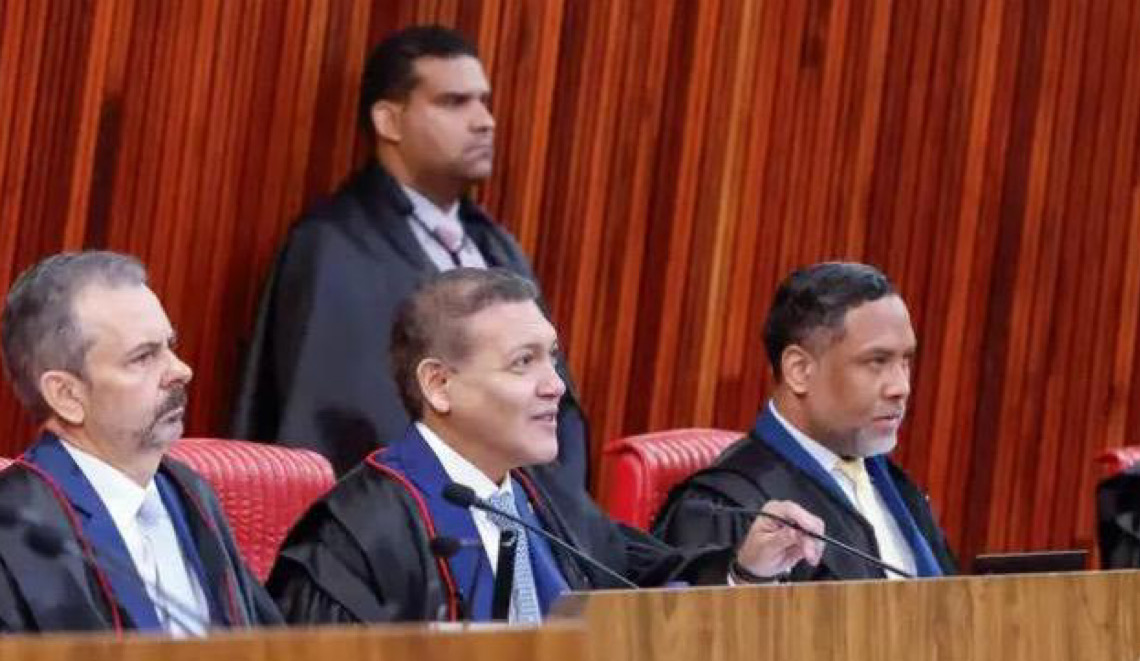 Tribunal Superior Eleitoral define regras para canais de WhatsApp durante a campanha