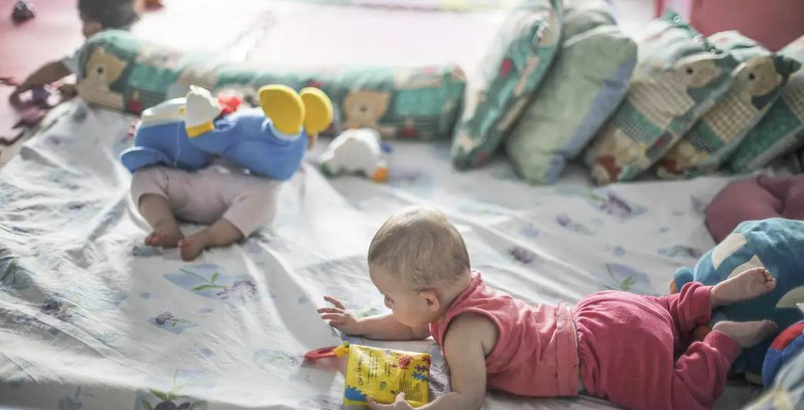 Quedas: Mais de 330 mil crianças foram internadas no Brasil em 10 anos
