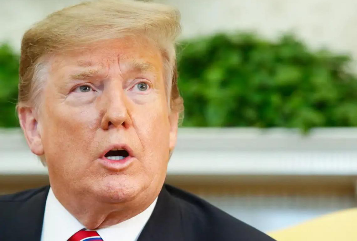 Presidente Donald Trump diz que não vai se 