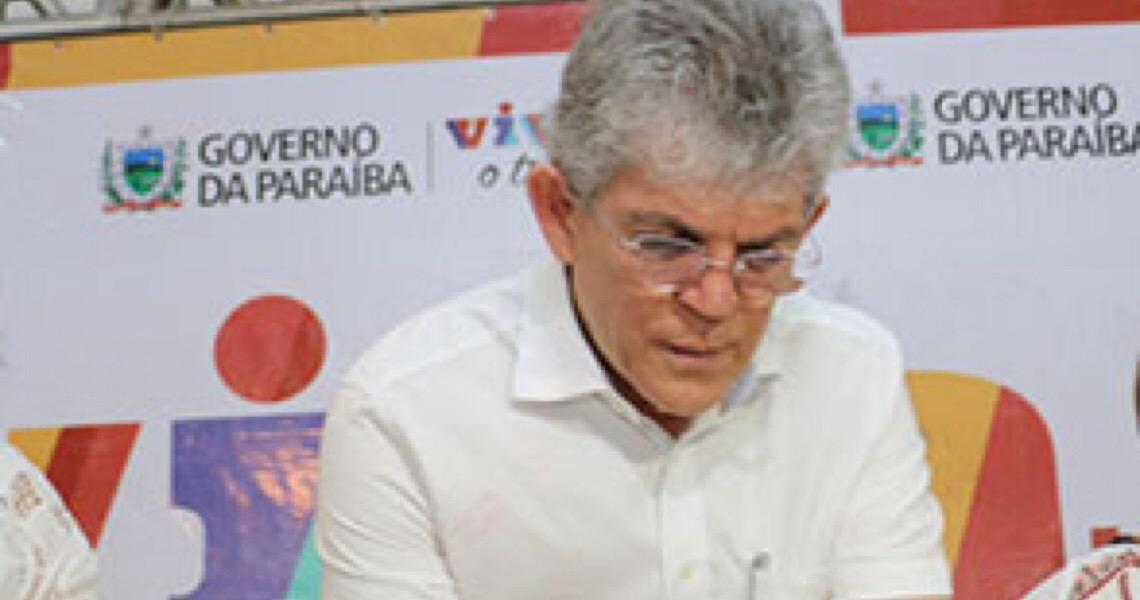 ‘Ministério Público escroto, querendo extorquir o Estado’, diz Ricardo Coutinho em gravação