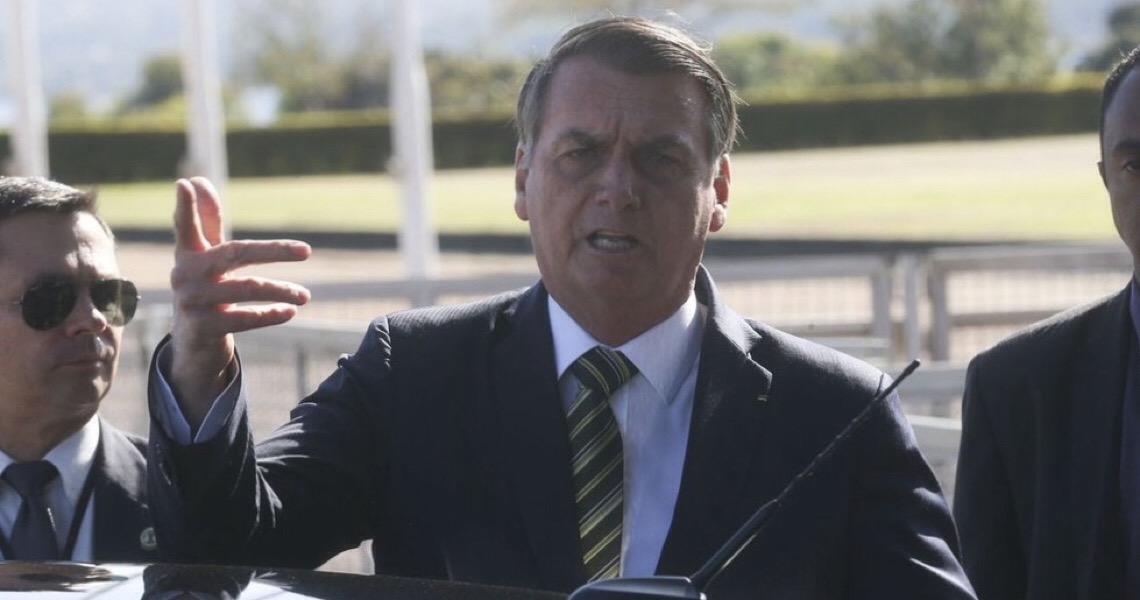 Bolsonaro irritado. “Não fiz nenhum trato com ninguém sobre vetar o juiz de garantia”