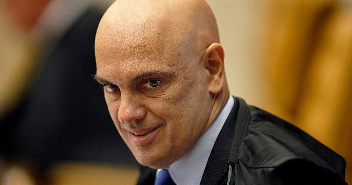 Alexandre de Moraes vai apurar afirmação de Weintraub sobre compra de casa por juiz do STF