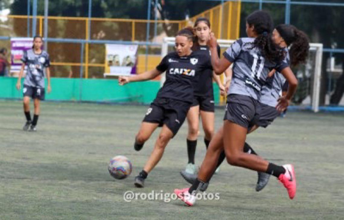 Justiça da Infância apoia torneio de futebol feminino infantojuvenil