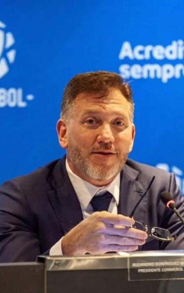 Presidente da Conmebol fala sobre racismo e pede ação conjunta no combate