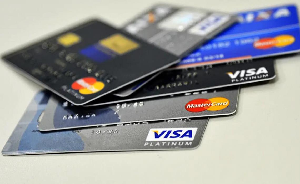 Metade dos brasileiros sofreu fraude em 2024, diz Serasa Experian