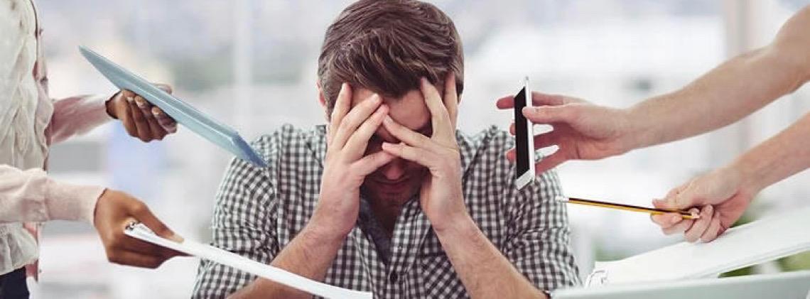 Trabalho e exaustão: a crise de saúde mental que ameaça o Brasil corporativo