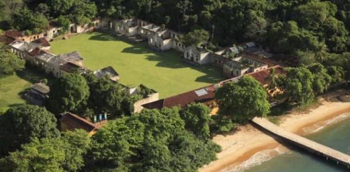São Paulo investe R$ 5 mi na restauração das ruínas da 'Alcatraz brasileira', no litoral